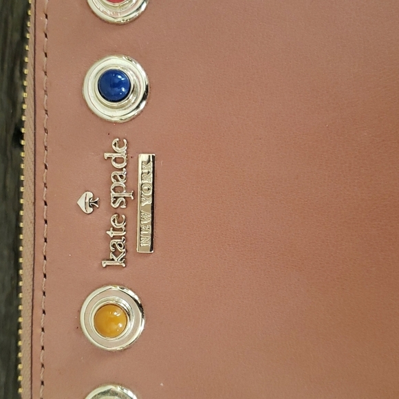 🔹️Kate Spade🔹️ Devoe Street Lacey Embellished large zip Continental Wallet - Picture 5 of 12